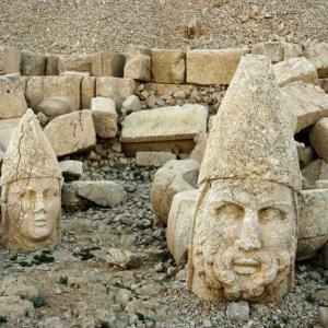 NEMRUT DAĞI ADIYAMAN TÜRKİYE - 11